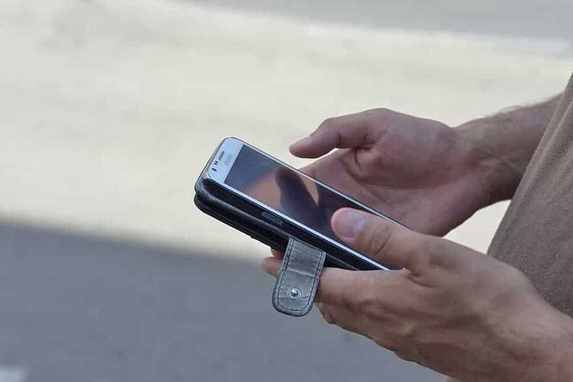 Reply ng isang "assistant principal" sa text ng estudyante, usap-usapan online Reply ng isang "assistant principal" sa text ng estudyante, usap-usapan online