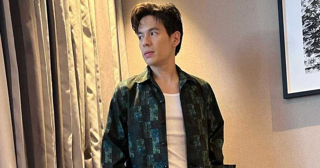 Jake Ejercito, di dapat ikahiya ang pag-shop at pagsuot ng damit galing ukay-ukay: “There's no shame in ukay” Jake Ejercito, di dapat ikahiya ang pag-shop at pagsuot ng damit galing ukay-ukay: “There's no shame in ukay”