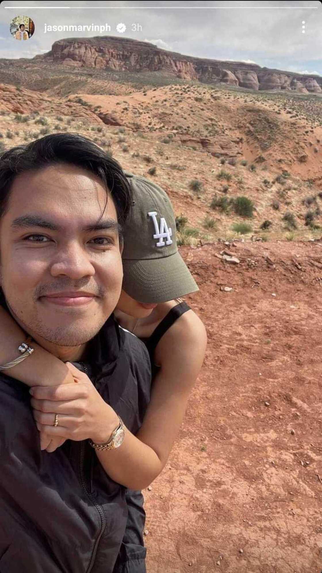 Xian Gaza, ginawang profile pic ang 'mystery girl' na kasama ni Jason Hernandez Xian Gaza, ginawang profile pic ang 'mystery girl' na kasama ni Jason Hernandez