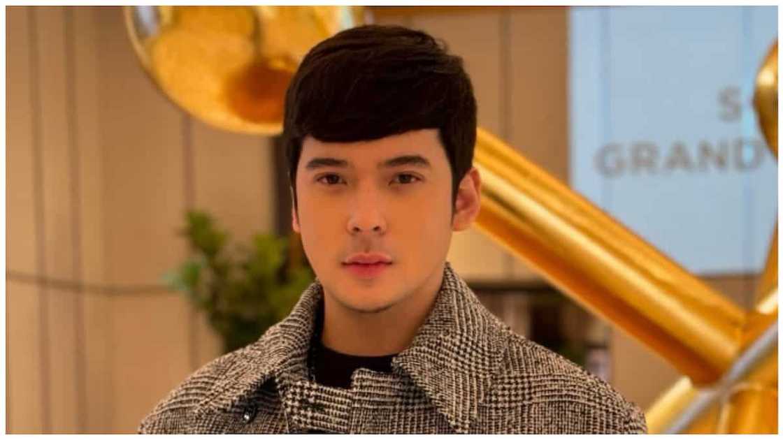 Christian Bables sa mga nagdududa umano sa kanya: "For now, I'm think I'm straight" Christian Bables sa mga nagdududa umano sa kanya: "For now, I'm think I'm straight"