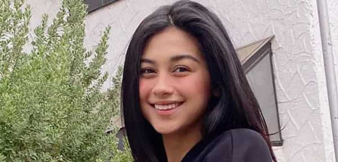 Kasama ni Skusta Clee sa litratong ipinost ni Xian Gaza, nilinaw na kaibigan nya ang rapper at si Zeinab Kasama ni Skusta Clee sa litratong ipinost ni Xian Gaza, nilinaw na kaibigan nya ang rapper at si Zeinab