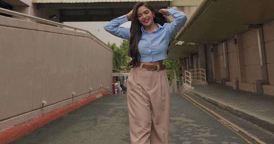 Andrea Brillantes, hinangaan sa "Lilith" costume na may kasamang buhay na ahas sa Opulence Ball Andrea Brillantes, hinangaan sa "Lilith" costume na may kasamang buhay na ahas sa Opulence Ball