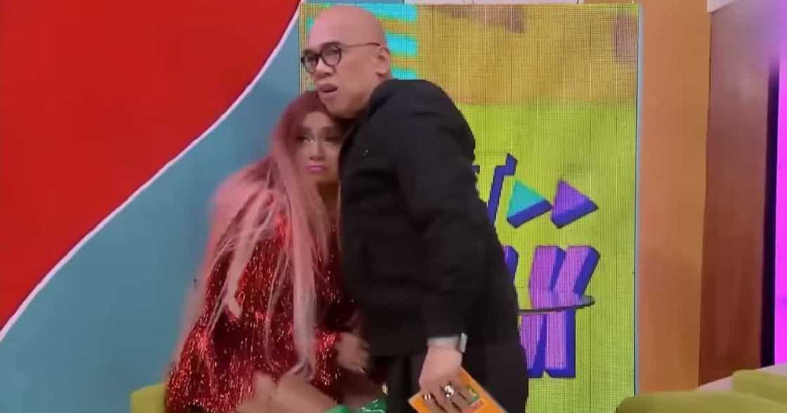 Boy Abunda, idinetalye ang naranasan ni Boobay na silent seizure: “After a few minutes… he was back”