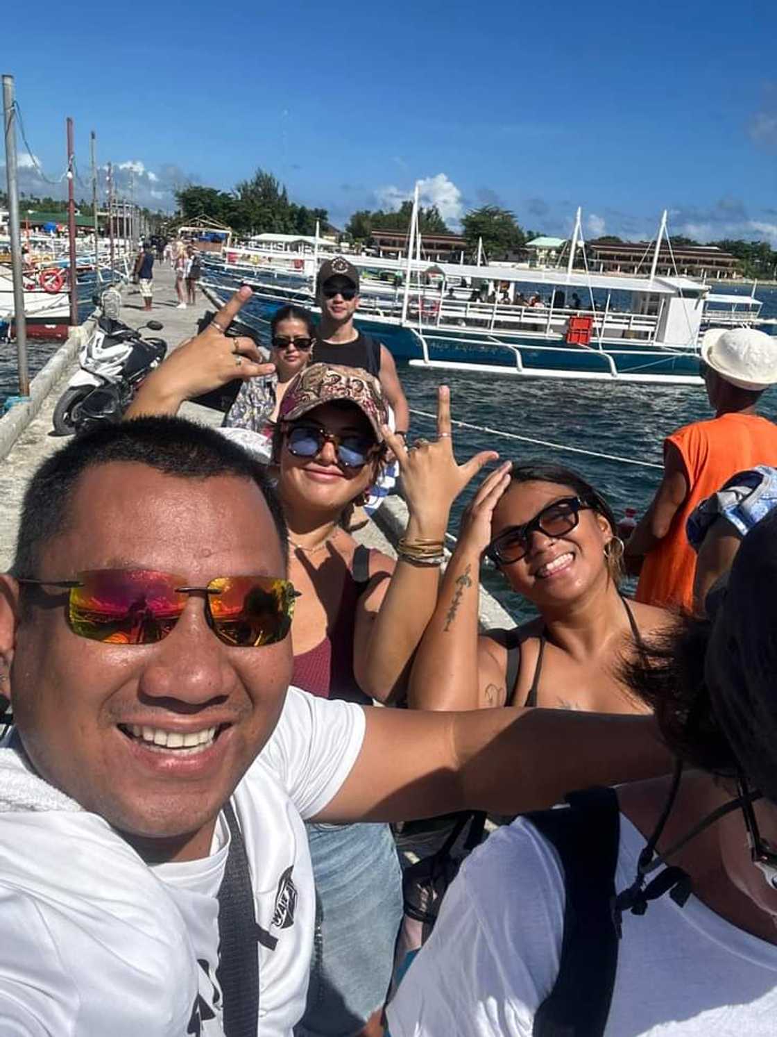 Dominic Roque at Sue Ramirez, namataang magkasama sa island hopping sa Siargao