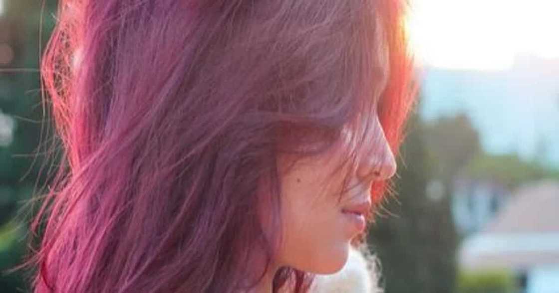 Kathryn Bernardo unveils her new hair color; celebrities & netizens get stunned Kathryn Bernardo unveils her new hair color; celebrities & netizens get stunned