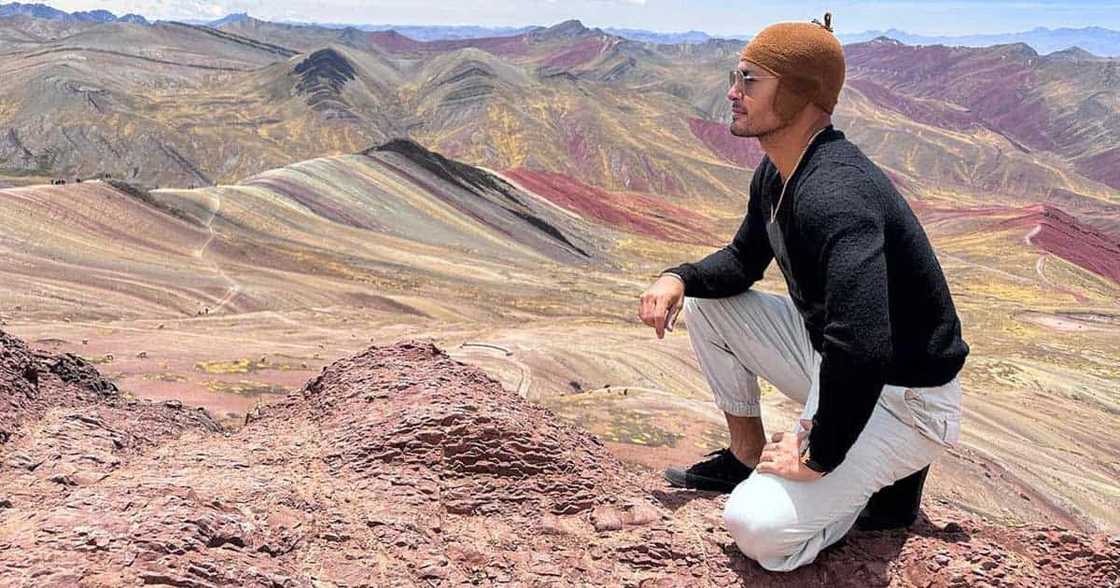 Derek Ramsay, tinawag na “amazing” ang kanyang ama: “Thank you for loving, protecting, and annoying all of us”