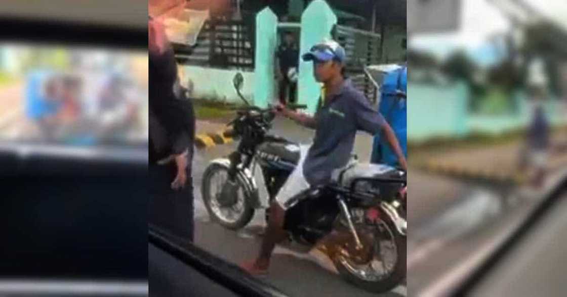 Matapang na citizen, umani ng papuri matapos pigilan ang mga diumano’y nagtatangkang magnakaw ng manhole cover Matapang na citizen, umani ng papuri matapos pigilan ang mga diumano’y nagtatangkang magnakaw ng manhole cover