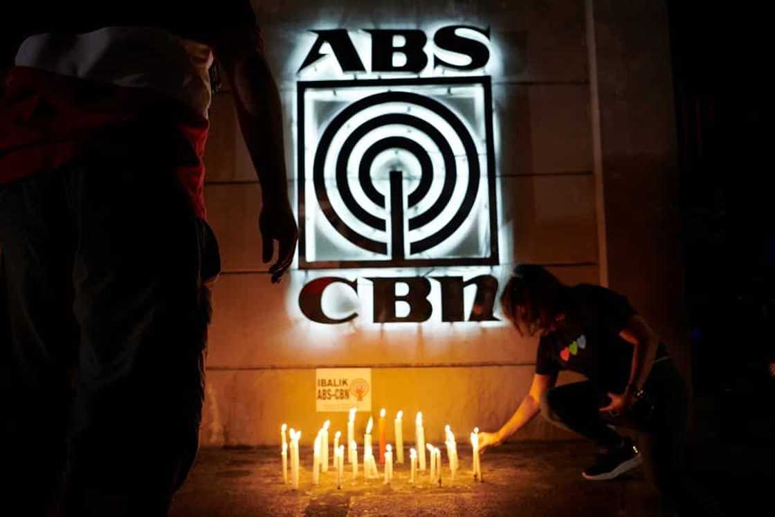 ABS-CBN compound after the shutdown order (Photo from Getty Images) ABS-CBN compound after the shutdown order (Photo from Getty Images)