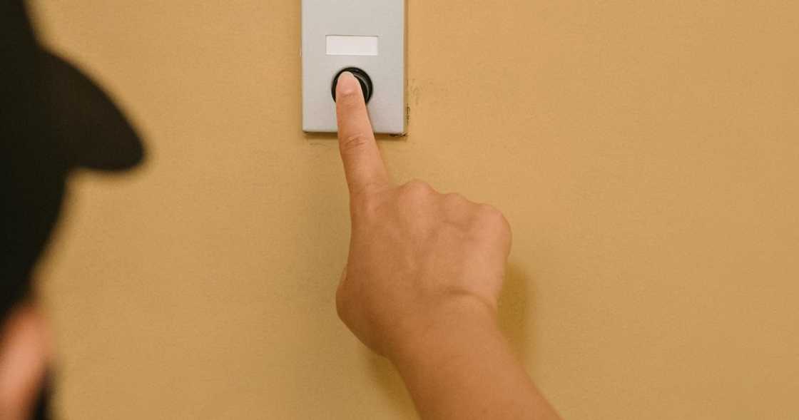 Man opens fire on students after doorbell prank in Batangas