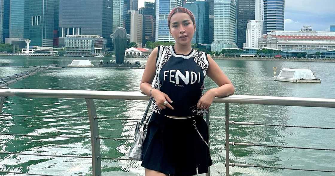 Jelai Andres, misteryosong kamay na hawak-hawak niya sa isang video sa socmed, usap-usapan Jelai Andres, misteryosong kamay na hawak-hawak niya sa isang video sa socmed, usap-usapan
