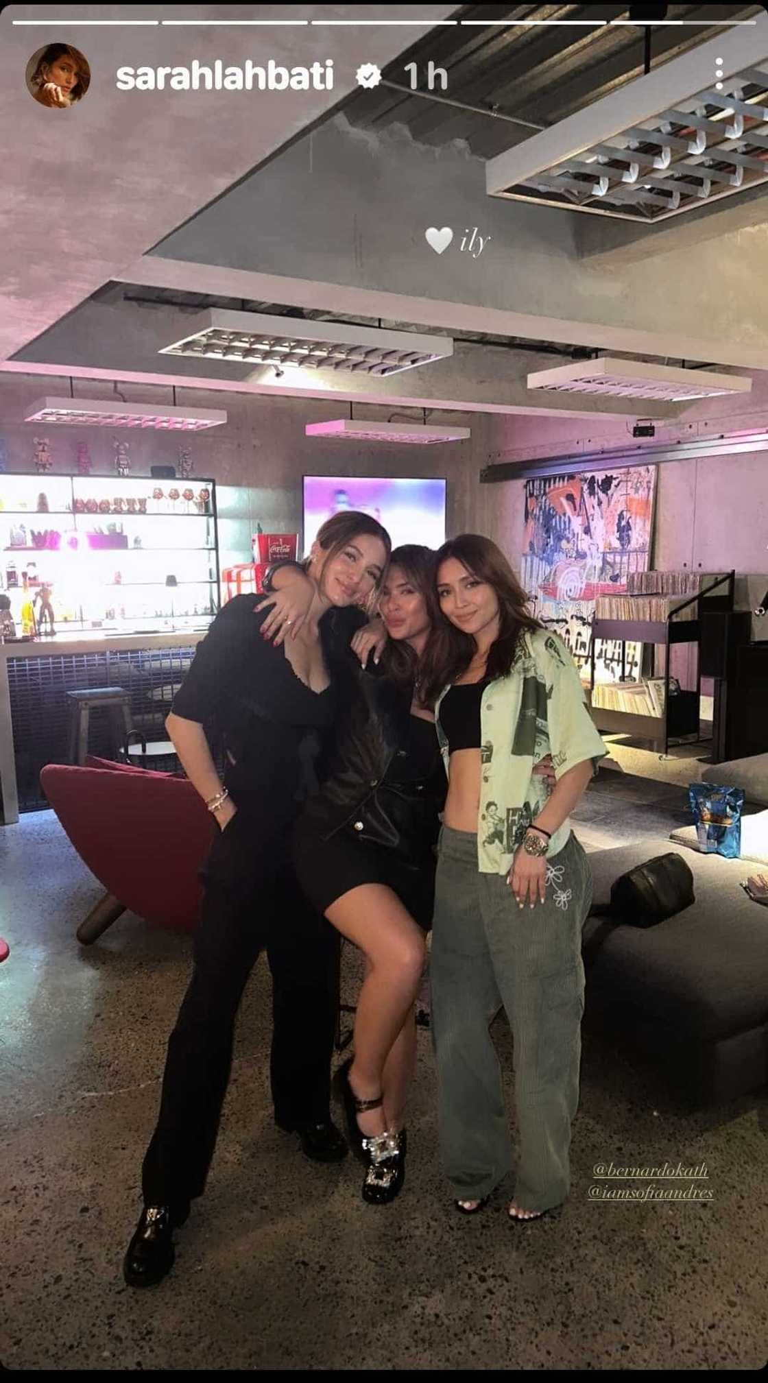 Sarah Lahbati, nag-post ng pic kasama sina Kathryn Bernardo, Sofia Andres; may sweet din na caption Sarah Lahbati, nag-post ng pic kasama sina Kathryn Bernardo, Sofia Andres; may sweet din na caption