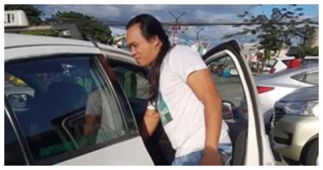 Bag na naiwan sa taxi sa Maynila, nakuha ng may-ari kahit pa ito'y nasa probinsya na Bag na naiwan sa taxi sa Maynila, nakuha ng may-ari kahit pa ito'y nasa probinsya na