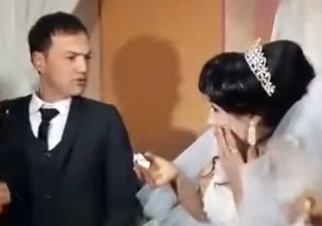 Bride, sinampal ng kanyang groom sa mismong araw ng kasal nila Bride, sinampal ng kanyang groom sa mismong araw ng kasal nila