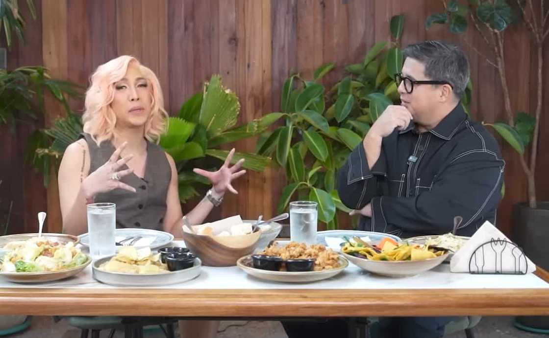 Vice Ganda, inalala ang GGV episode na si Aga ang guest at nagkakilala sila ni Ion Perez Vice Ganda, inalala ang GGV episode na si Aga ang guest at nagkakilala sila ni Ion Perez