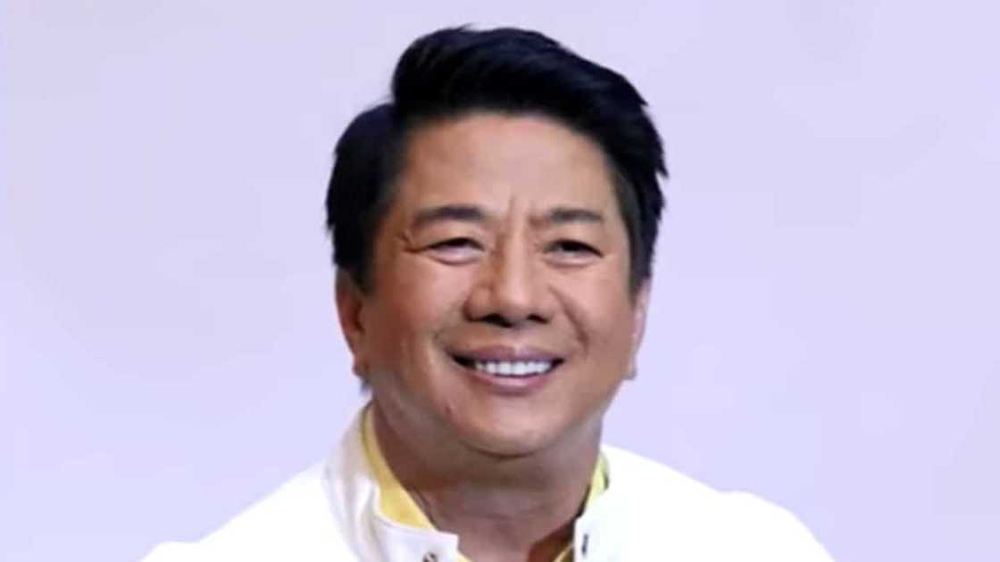 Kuya Wil, 'di na tuloy ang concert sa Amerika; Nagkaproblema sa VIVA ayon kay Cristy Kuya Wil, 'di na tuloy ang concert sa Amerika; Nagkaproblema sa VIVA ayon kay Cristy