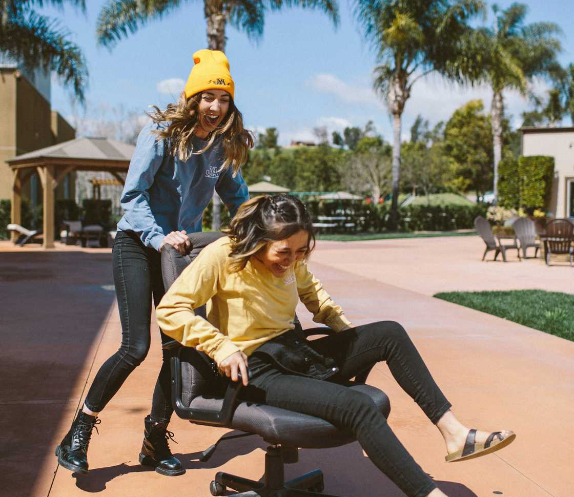 A Billionaire Took a Village Bride as a Formality A Billionaire Took a Village Bride as a Formality