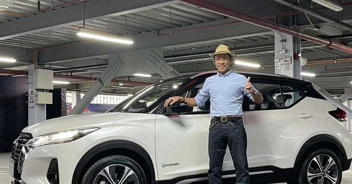 Kuya Kim Atienza, nagpahayag ng pagkadismaya ukol sa pag-iisnab umano ng sikat na mga atleta sa mga fans Kuya Kim Atienza, nagpahayag ng pagkadismaya ukol sa pag-iisnab umano ng sikat na mga atleta sa mga fans
