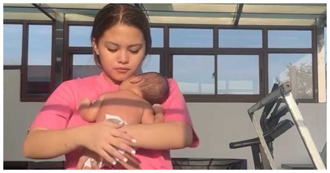 Baby Meteor’s morning routine with Mommy Antonette Gail warms hearts online Baby Meteor’s morning routine with Mommy Antonette Gail warms hearts online