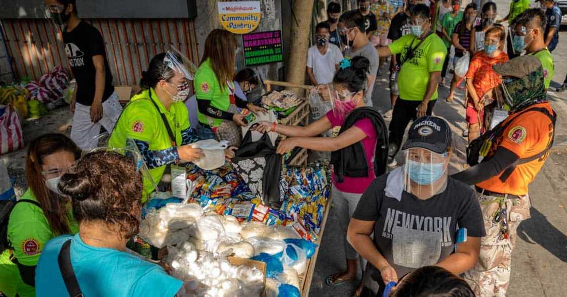 Raffy Tulfo, nanawagan sa mga kinauukulan na wag pag-initan ang mga community pantry: “Wag na mag-epal”