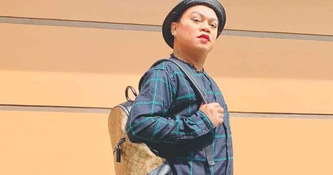 Brenda Mage, tinawag si Alexa Ilacad na lampa sa HOH, walang kwenta sa lutuan: “Ambag niya loveteam-loveteam” Brenda Mage, tinawag si Alexa Ilacad na lampa sa HOH, walang kwenta sa lutuan: “Ambag niya loveteam-loveteam”