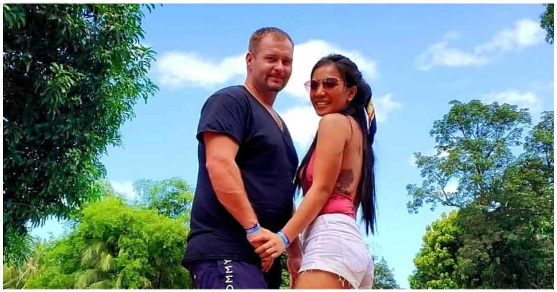 GF na nasa Pinas at BF na nasa USA, naikasal kahit malayo sa isa't isa GF na nasa Pinas at BF na nasa USA, naikasal kahit malayo sa isa't isa