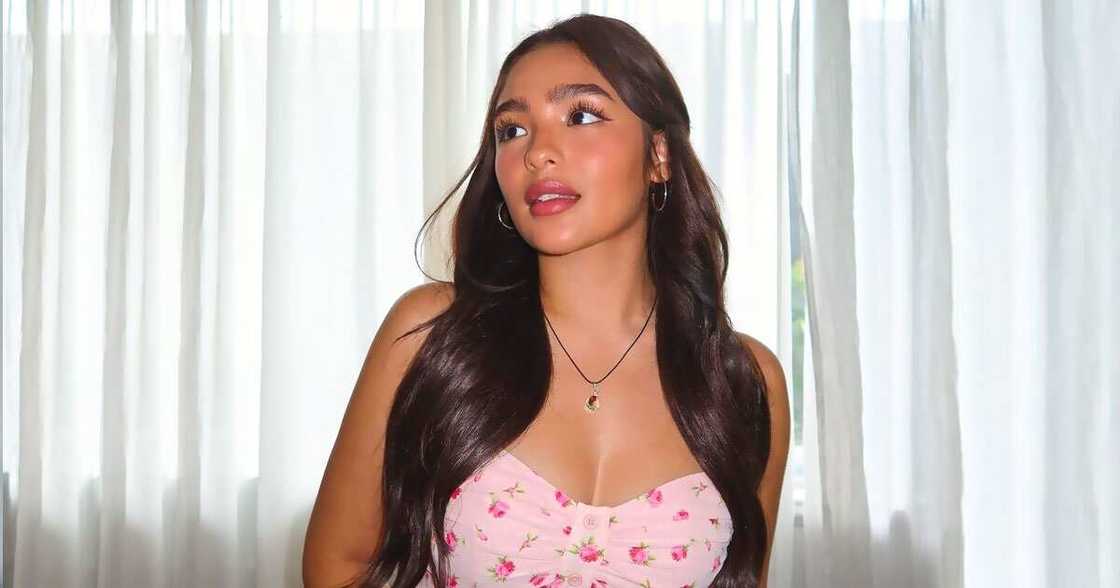 Andrea Brillantes, ipinakitang nini-nerbyos din bago sumalang sa stage Andrea Brillantes, ipinakitang nini-nerbyos din bago sumalang sa stage