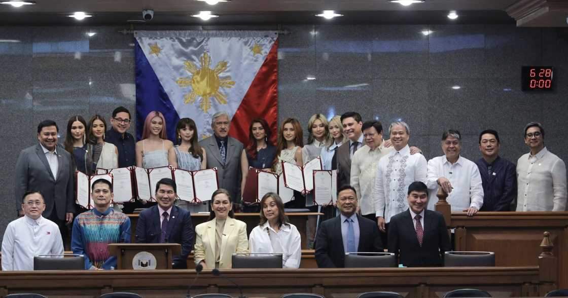 BINI, personal na humarap sa mga senador para sa isang mahalagang parangal BINI, personal na humarap sa mga senador para sa isang mahalagang parangal