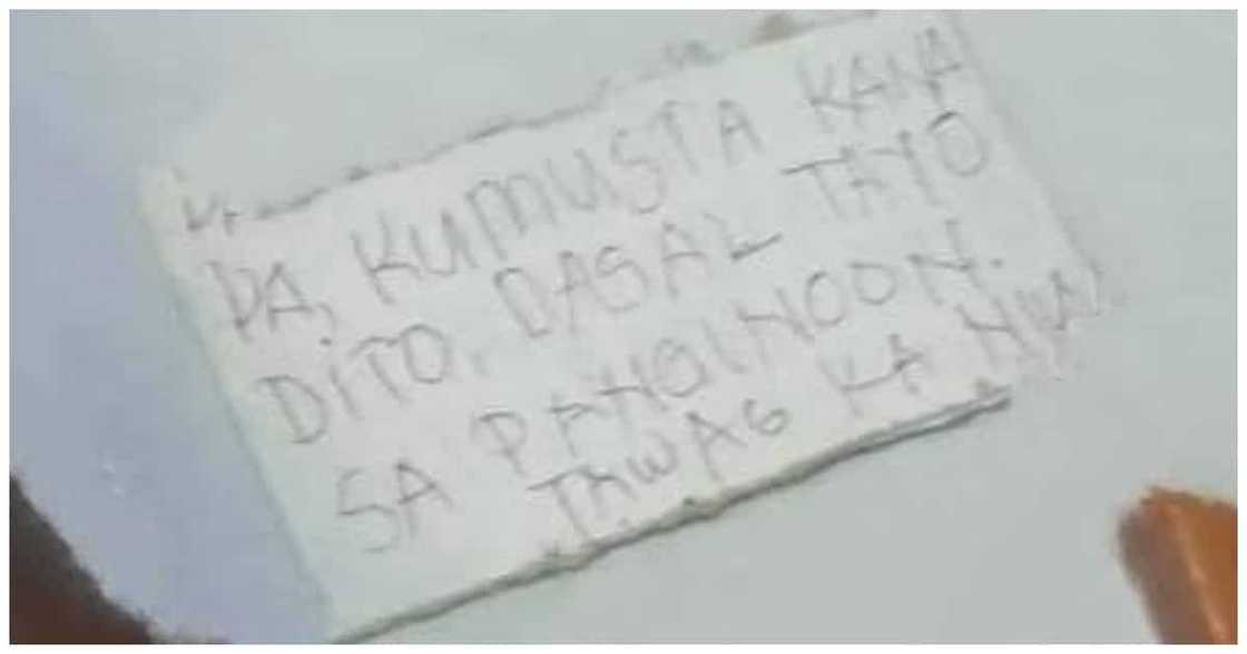 COVID patient, naluha sa sulat na padala ng anak na binasa sa kanya ng pari COVID patient, naluha sa sulat na padala ng anak na binasa sa kanya ng pari