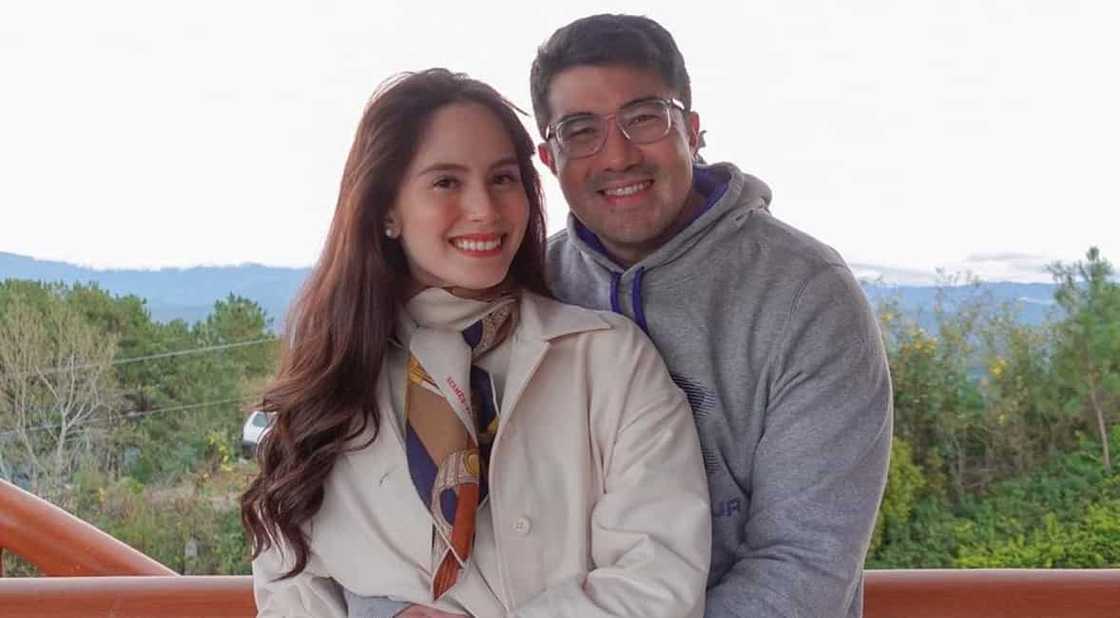 Jessy Mendiola, umalma sa pagdawit kay Luis Manzano sa meme ng mga groom na umiyak Jessy Mendiola, umalma sa pagdawit kay Luis Manzano sa meme ng mga groom na umiyak