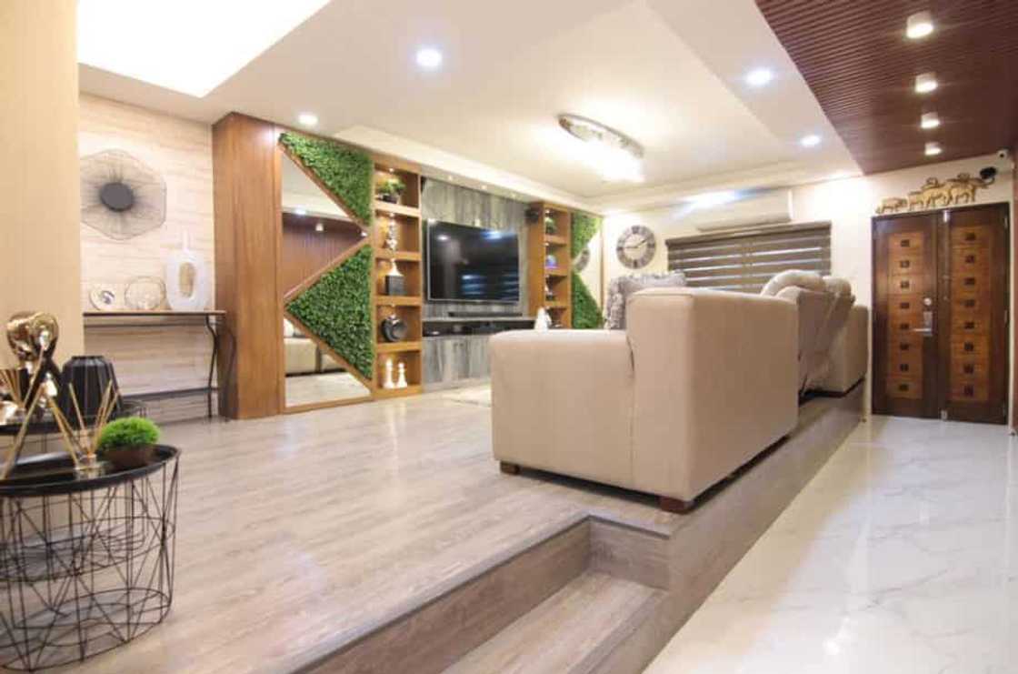 Nakakalaglag-panga! Bahay na luma, di na makikilala sa lupet ng renovation niya Nakakalaglag-panga! Bahay na luma, di na makikilala sa lupet ng renovation niya