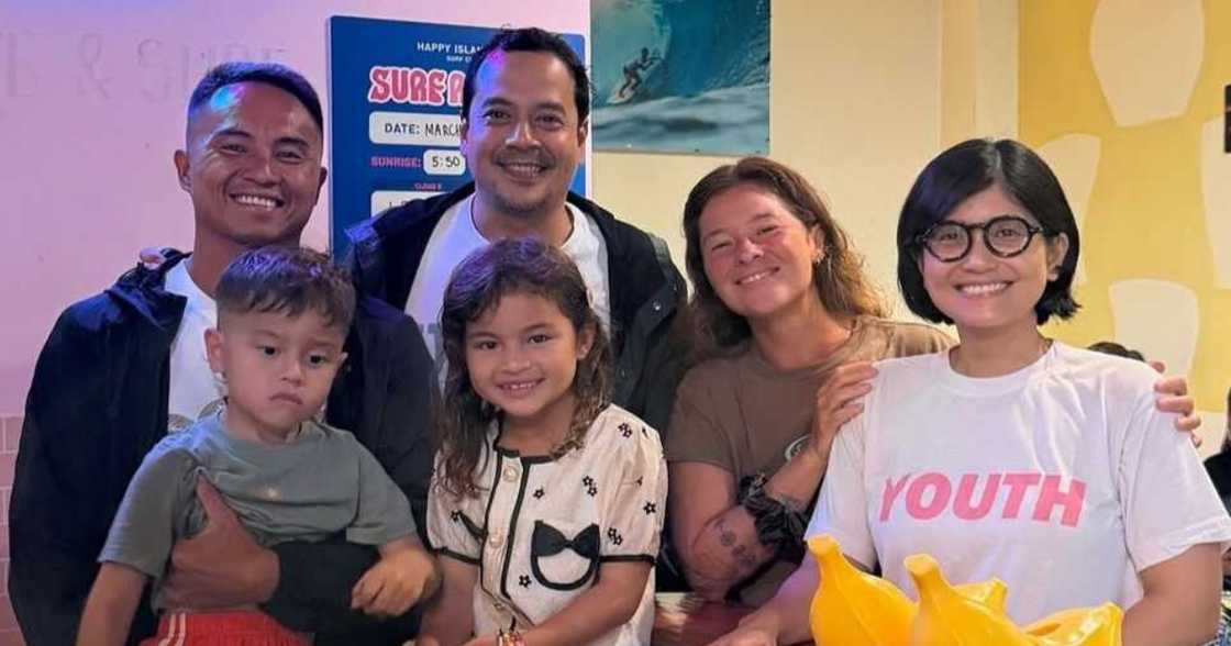 John Lloyd Cruz at Isabel Santos, spotted kasama si Andi Eigenmann at pamilya nito (Photo: @chepoxz)