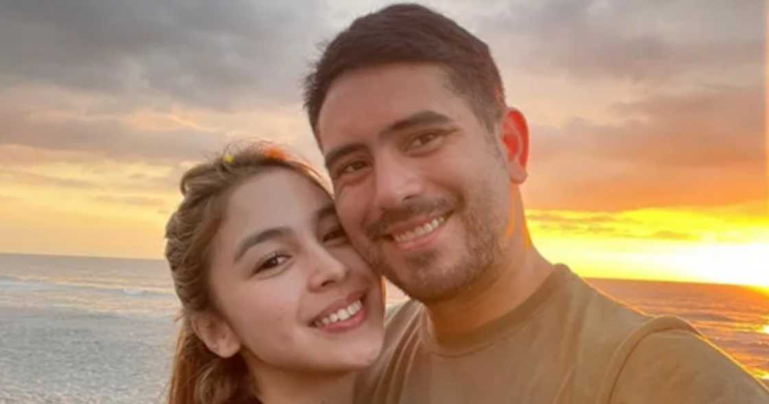 Gerald Anderson spotted bringing snacks to wake of Julia Barretto’s uncle Mito Barretto