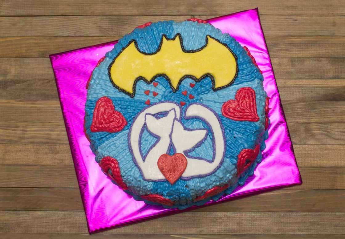 Batman cake design