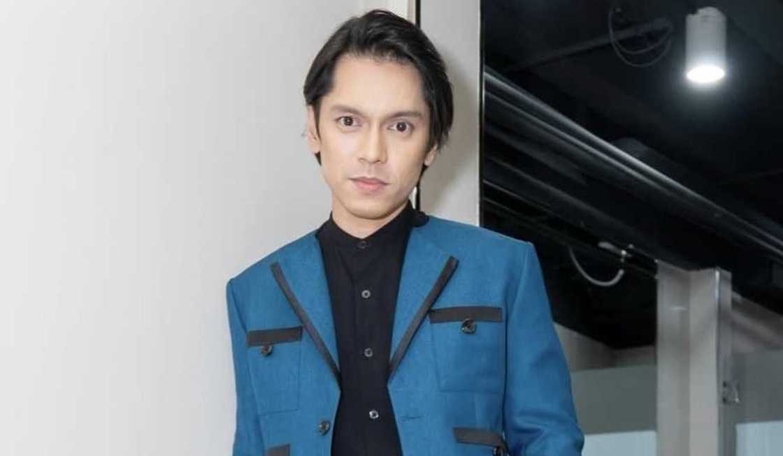 Carlo Aquino, hinarap ang matinding takot sa isang eksena sa "A Special Memory" Carlo Aquino, hinarap ang matinding takot sa isang eksena sa "A Special Memory"