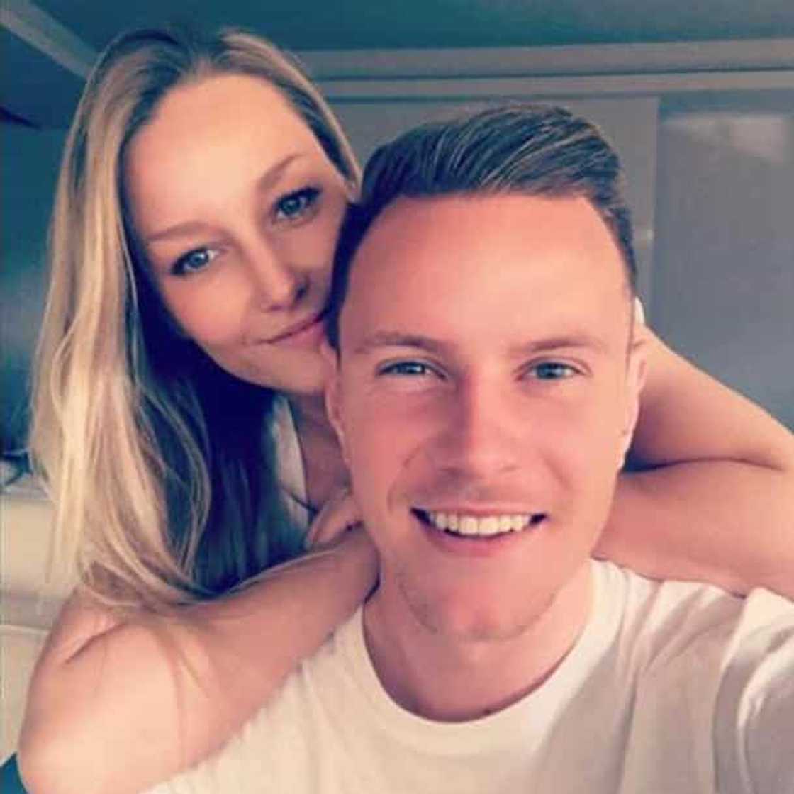 Barcelona players wives and girlfriends in 2020