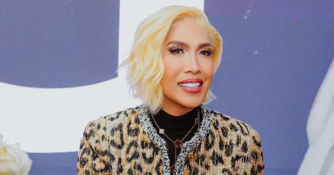 Vice Ganda, nagbabala sa kabataan at athletes sa isang bagay tungkol sa social media Vice Ganda, nagbabala sa kabataan at athletes sa isang bagay tungkol sa social media