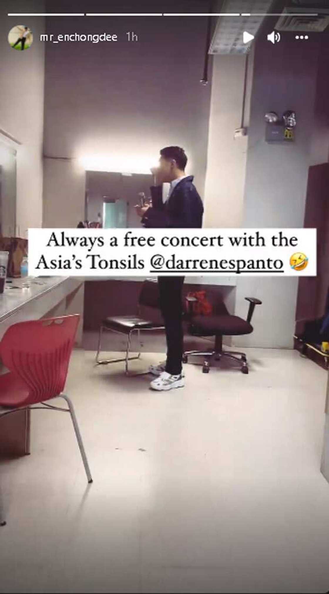 Enchong Dee, binansagan si Darren Espanto na "Asia's Tonsils" Enchong Dee, binansagan si Darren Espanto na "Asia's Tonsils"