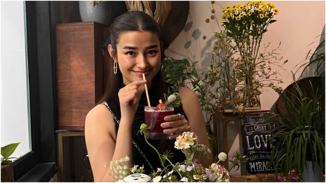 Ogie Diaz, nanghihinayang umano sa iniwang career ni Liza Soberano sa Pilipinas Ogie Diaz, nanghihinayang umano sa iniwang career ni Liza Soberano sa Pilipinas