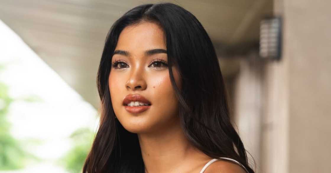 Shuvee Etrata reunites with first fan, fulfills promise before her PBB stint Shuvee Etrata reunites with first fan, fulfills promise before her PBB stint