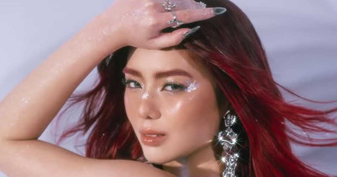 BINI Mikha, nagpakitang-gilas sa kabila ng slip sa Coachella