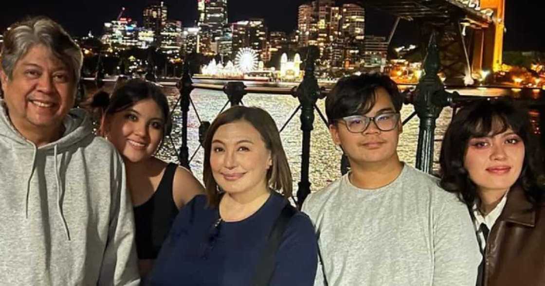 Sharon Cuneta @reallysharoncuneta Sharon Cuneta @reallysharoncuneta