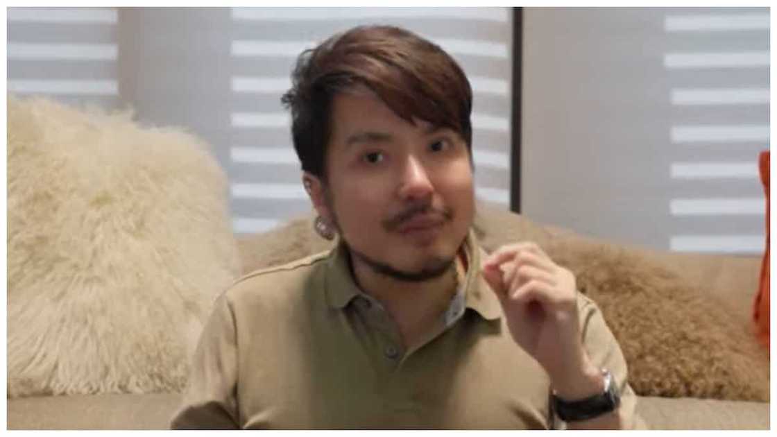 Wilbert Tolentino, ipinakita ang umano'y mga komento ni Zeinab kina Ivana at Jelai Wilbert Tolentino, ipinakita ang umano'y mga komento ni Zeinab kina Ivana at Jelai