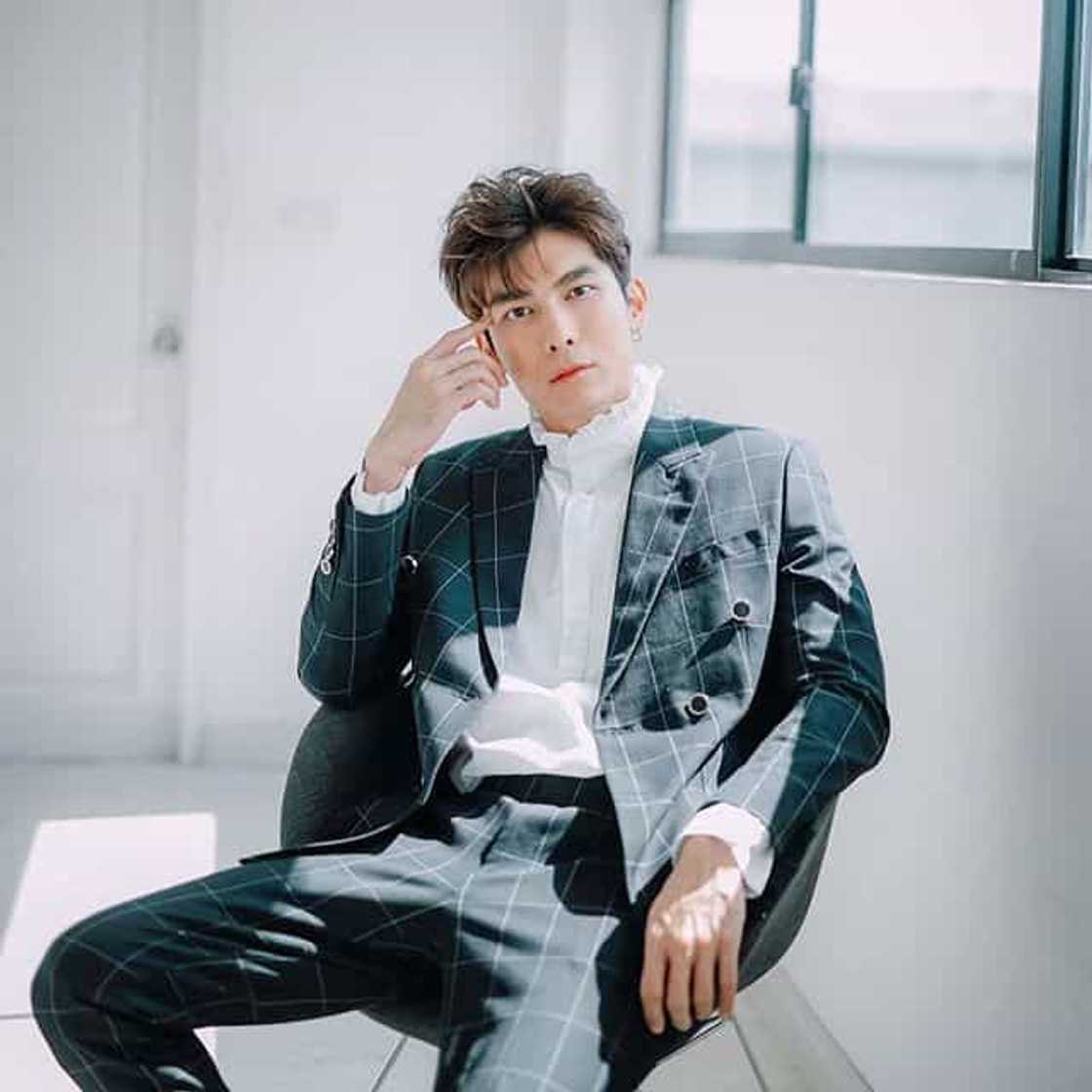 Mew Suppasit biography Mew Suppasit biography