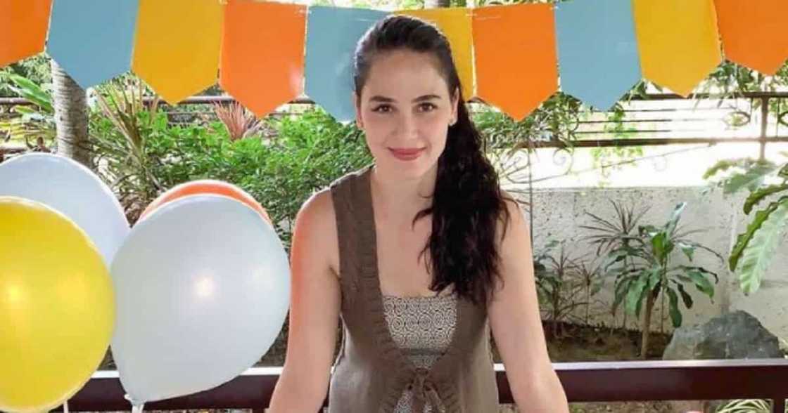 Kristine Hermosa, aminadong hindi perpekto ang relasyon niya sa kanyang ate Kristine Hermosa, aminadong hindi perpekto ang relasyon niya sa kanyang ate