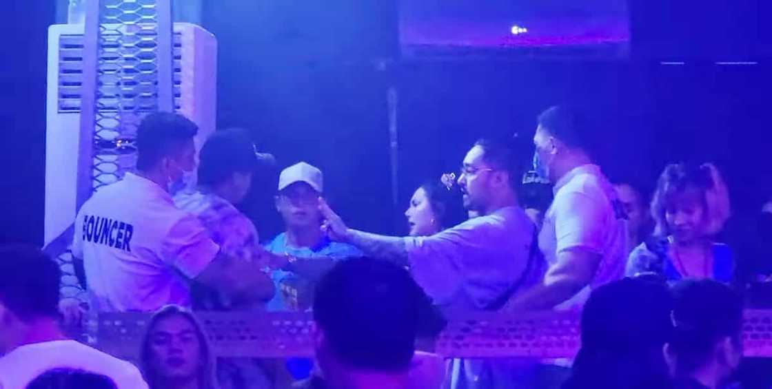 Video ng pag-walk out ni Toni Fowler sa umano'y birthday party ni Rob Moya, viral Video ng pag-walk out ni Toni Fowler sa umano'y birthday party ni Rob Moya, viral