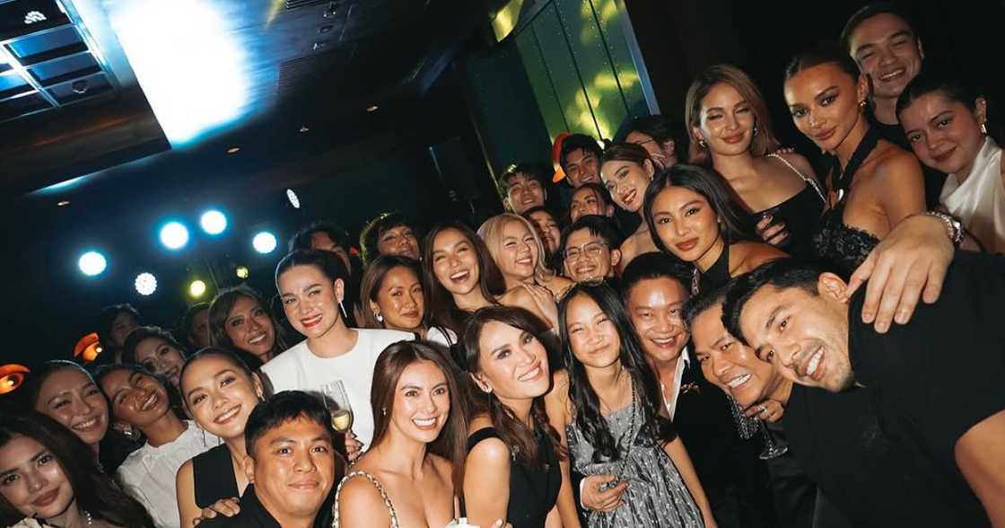 Bea Alonzo, Dominic Roque at Sue Ramirez spotted sa iisang event Bea Alonzo, Dominic Roque at Sue Ramirez spotted sa iisang event