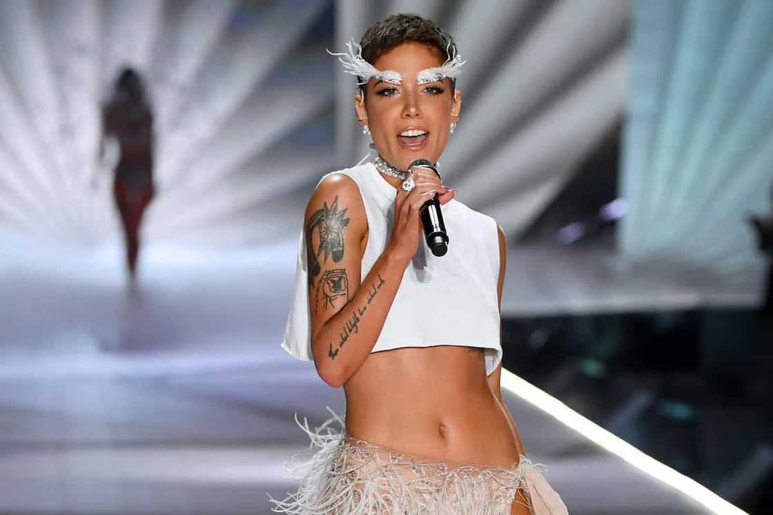 Halsey pictures Halsey pictures