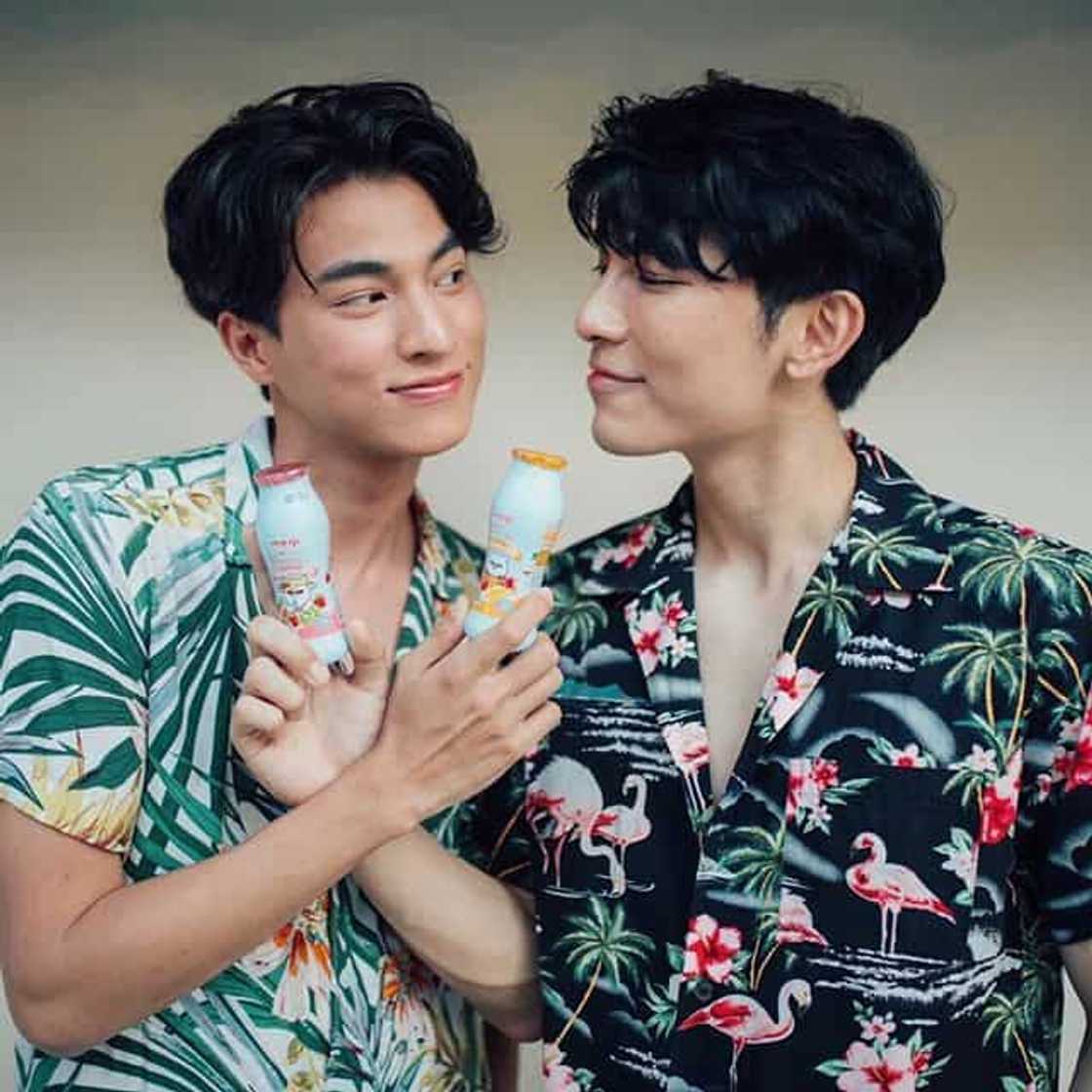 Mew Suppasit and Gulf Kanawut Mew Suppasit and Gulf Kanawut