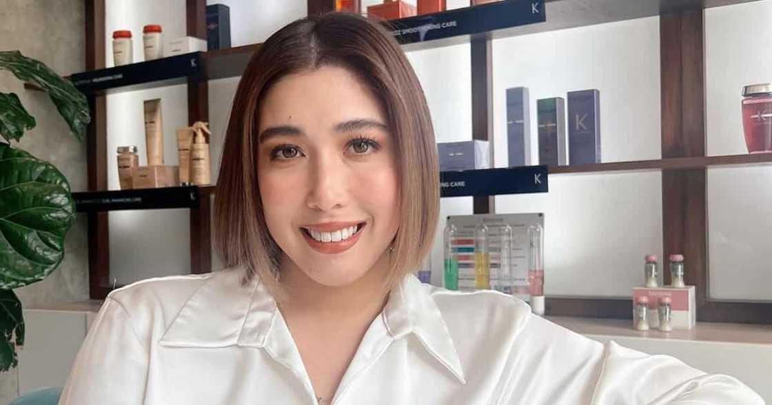 Dani Barretto, ibinida ang "expectation vs. reality" maternity pics niya Dani Barretto, ibinida ang "expectation vs. reality" maternity pics niya
