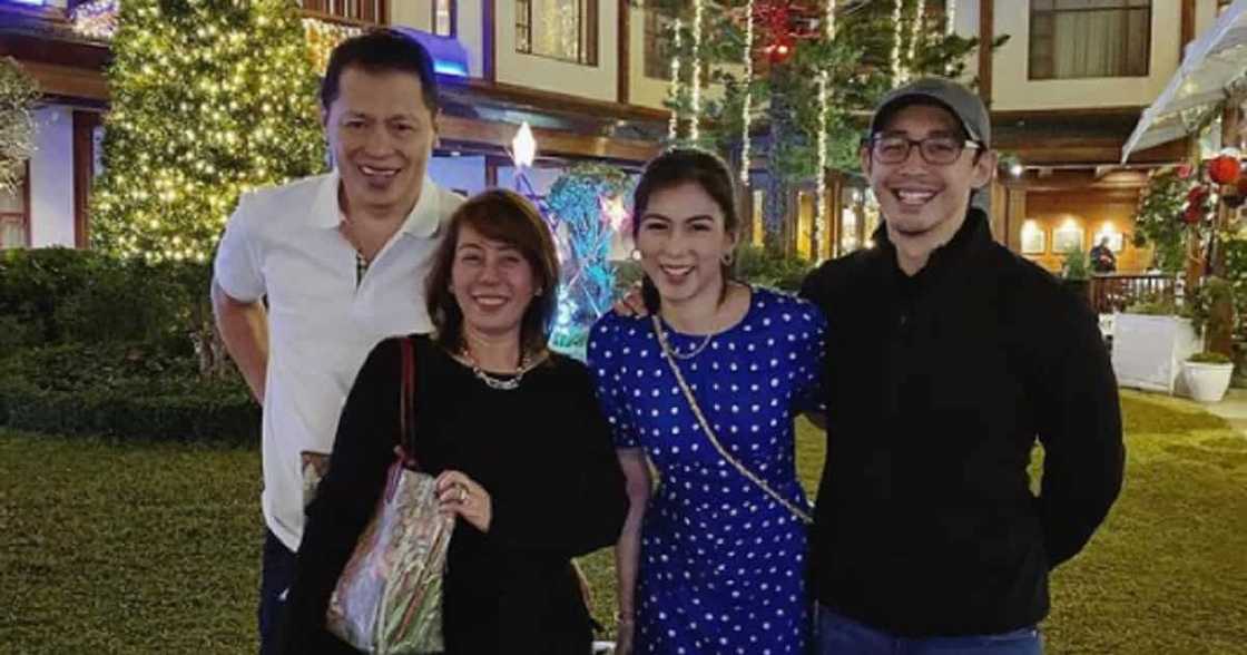 Mikee Morada, napangitan sa ‘tinapay’ dance video ni Alex Gonzaga Mikee Morada, napangitan sa ‘tinapay’ dance video ni Alex Gonzaga